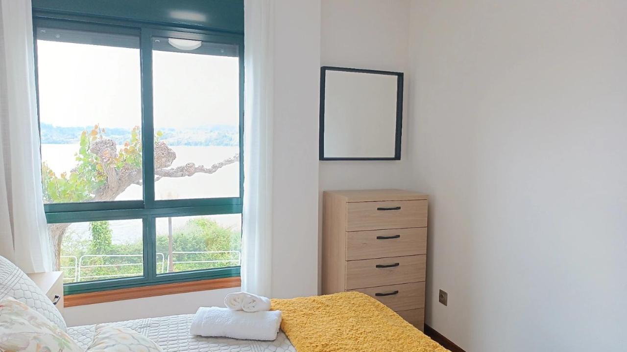 Salseirazo - Playa A Ribeira Mino Apartment Ngoại thất bức ảnh
